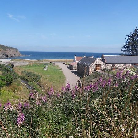 Mill Of Nethermill Holidays Pennan Esterno foto