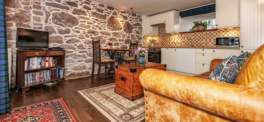 Mill Of Nethermill Holidays Pennan Esterno foto