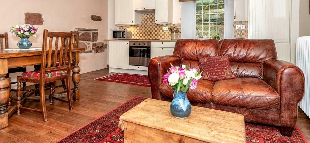 Mill Of Nethermill Holidays Pennan Esterno foto